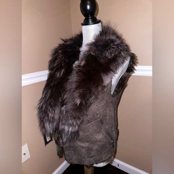 Bcbg vest - Picture 2 of 7